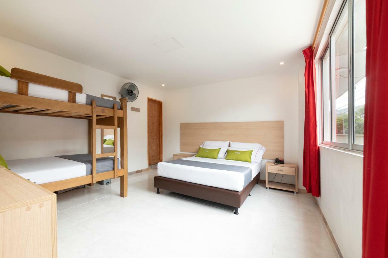 Ayenda 1238 Nuevo Colombia Medellín Exterior foto